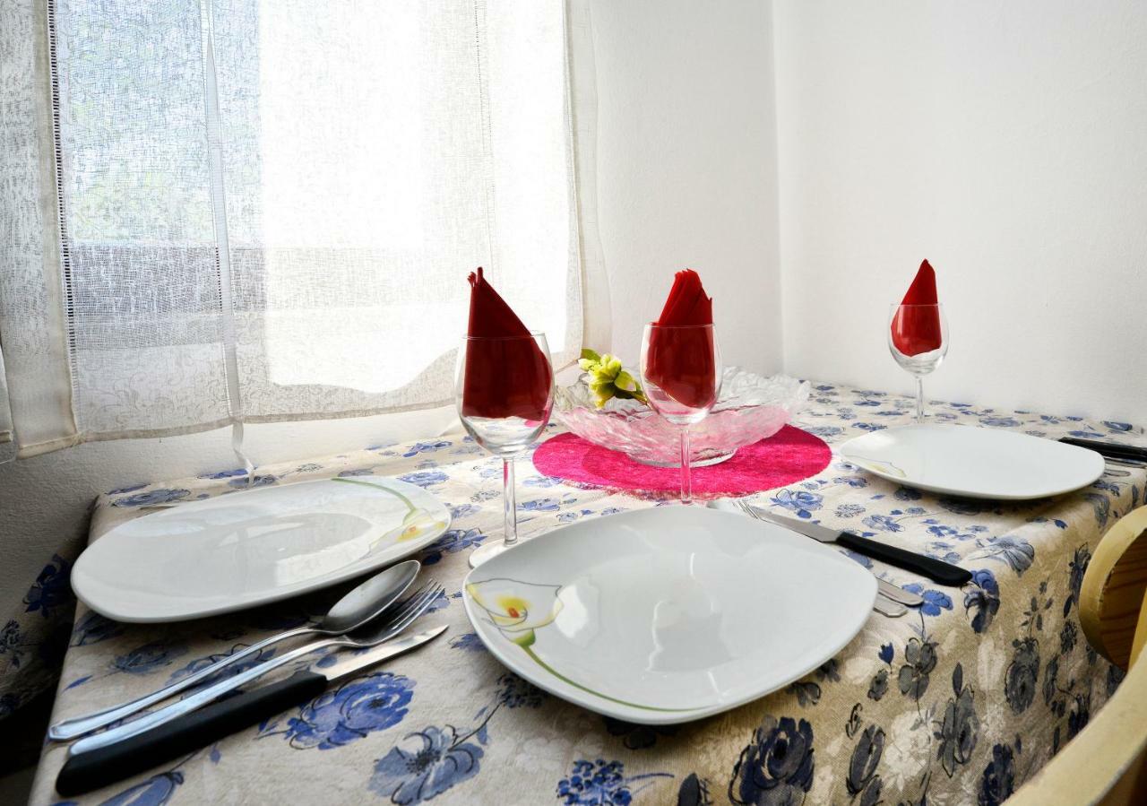 Apartment Kuki ポレッチ エクステリア 写真